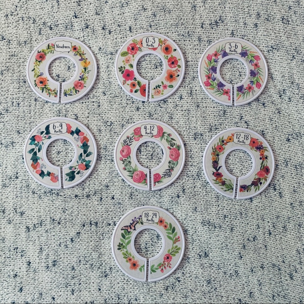 Baby closet dividers